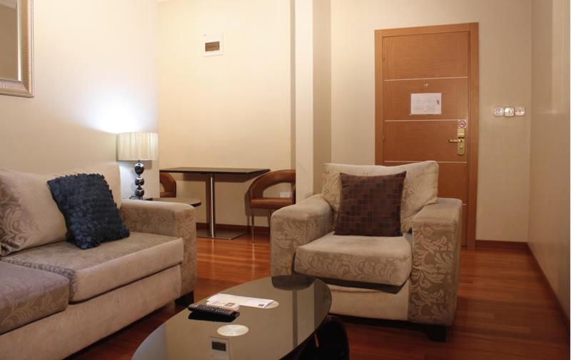 Morning Side Suites Aliayabiagba Экстерьер фото