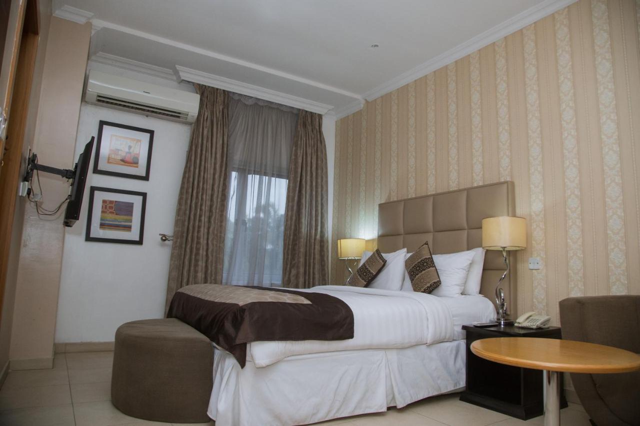 Morning Side Suites Aliayabiagba Экстерьер фото