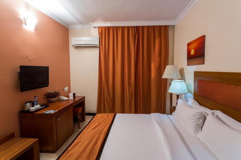 Morning Side Suites Aliayabiagba Экстерьер фото